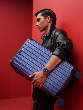 One Suitcase, Endless Stories