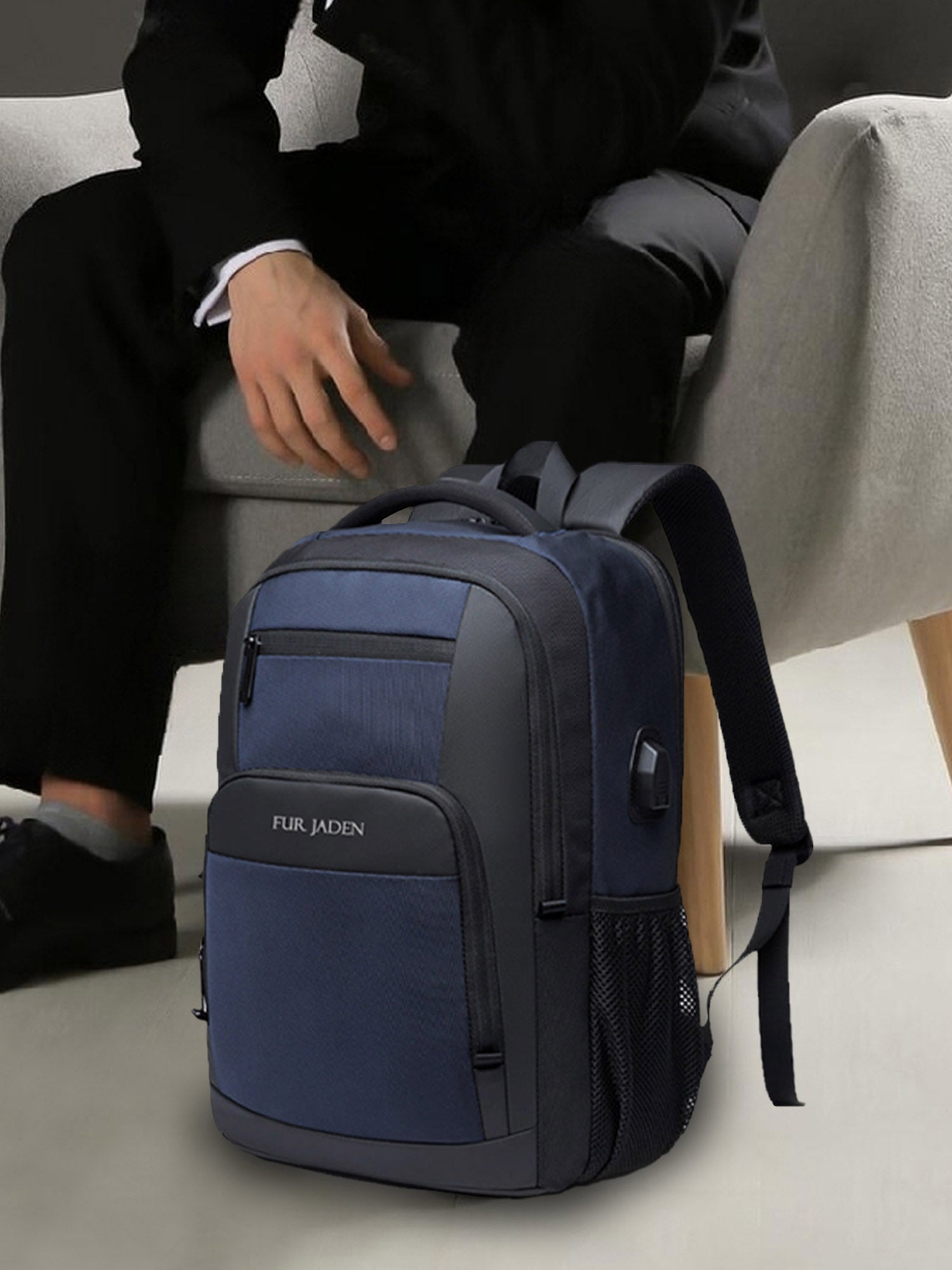 Laptop backpack with usb port sales