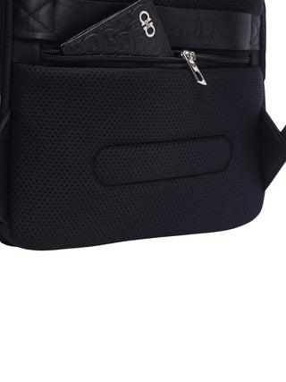 The Urban Nomad - Stark Black
