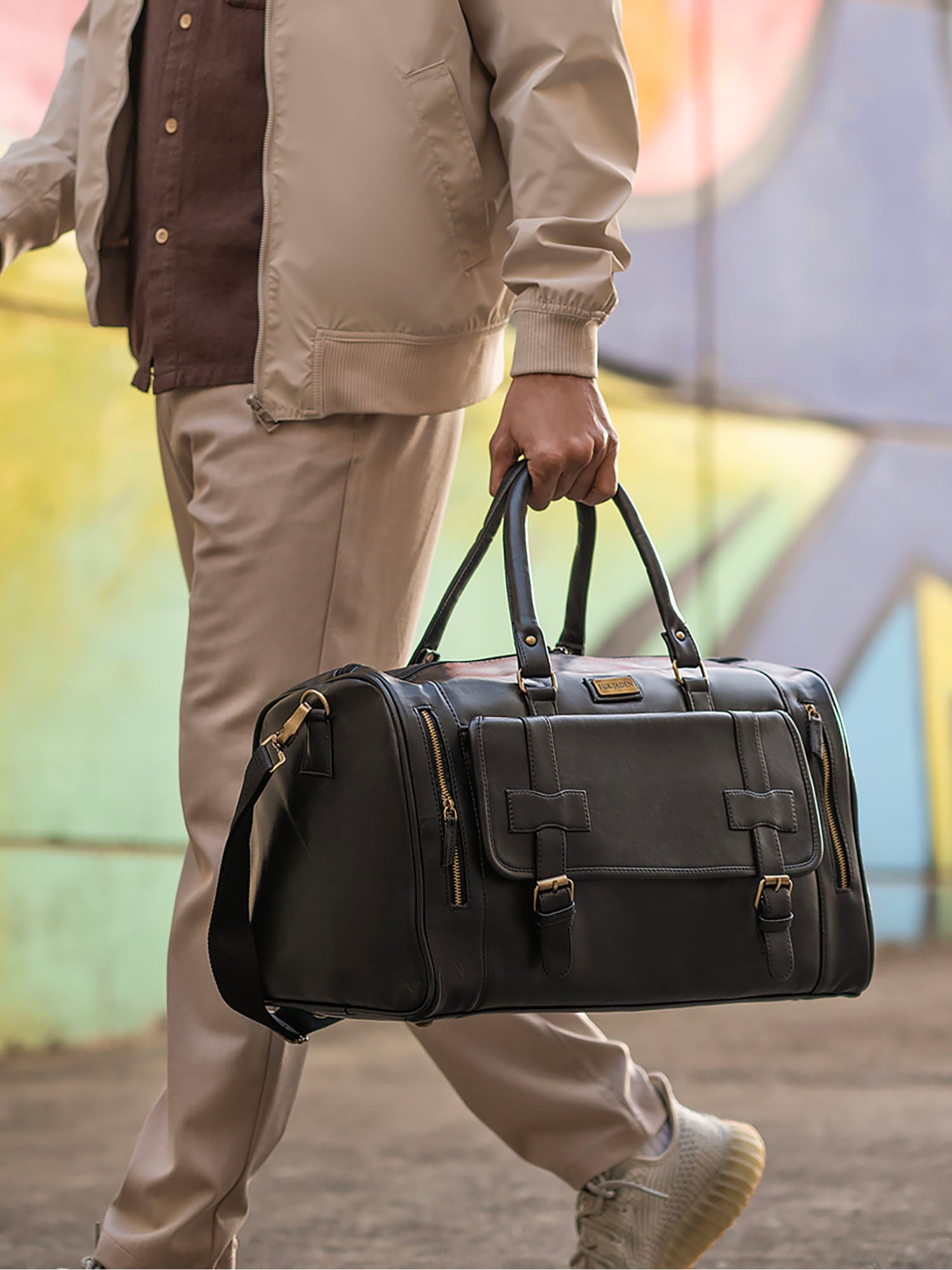 Black Travel Duffle Bag With Shoe Pocket
